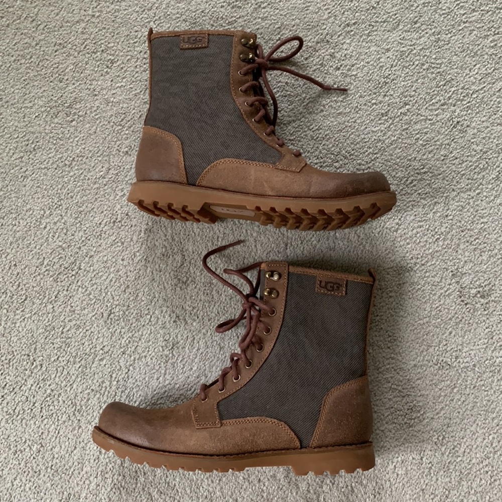 UGG Montgomry Boot - Picture 9 of 15